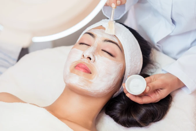 Cari Tempat Facial Nyaman dengan Harga Bersahabat? Ini Rekomendasinya!